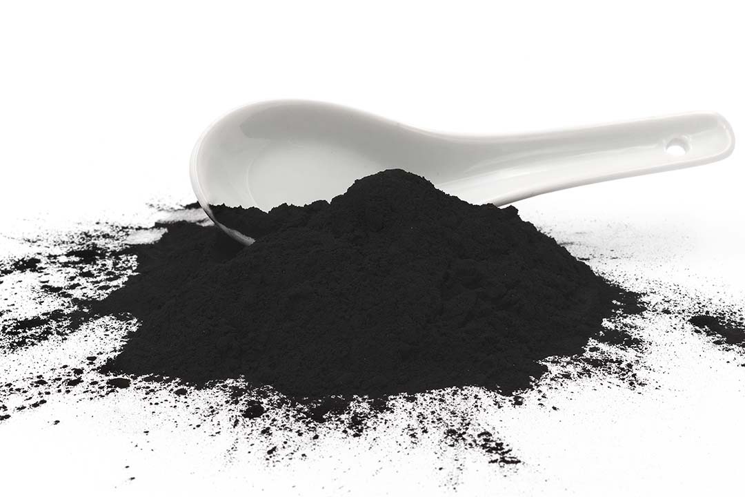 El producto de color oscuro Humigut combina varias ventajas que aumentan la sostenibilidad agrícola. Foto: Denkavit